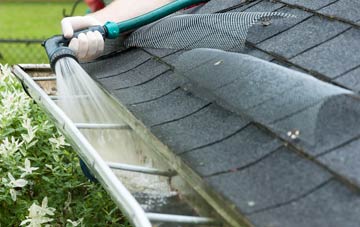 Lezerea gutter cleaning costs